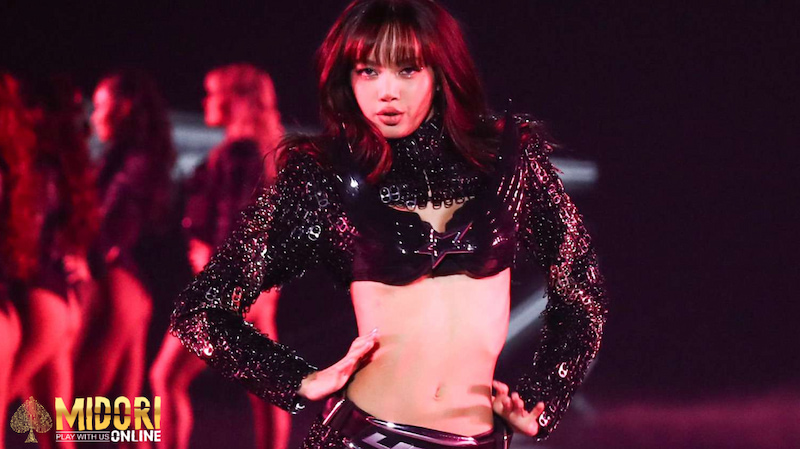 Blackpink’s Lisa Shines at the 2024 Victoria’s Secret Fashion Show